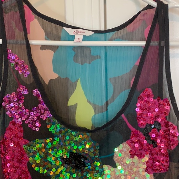 Black blouse with sequin design - Picture 2 of 2